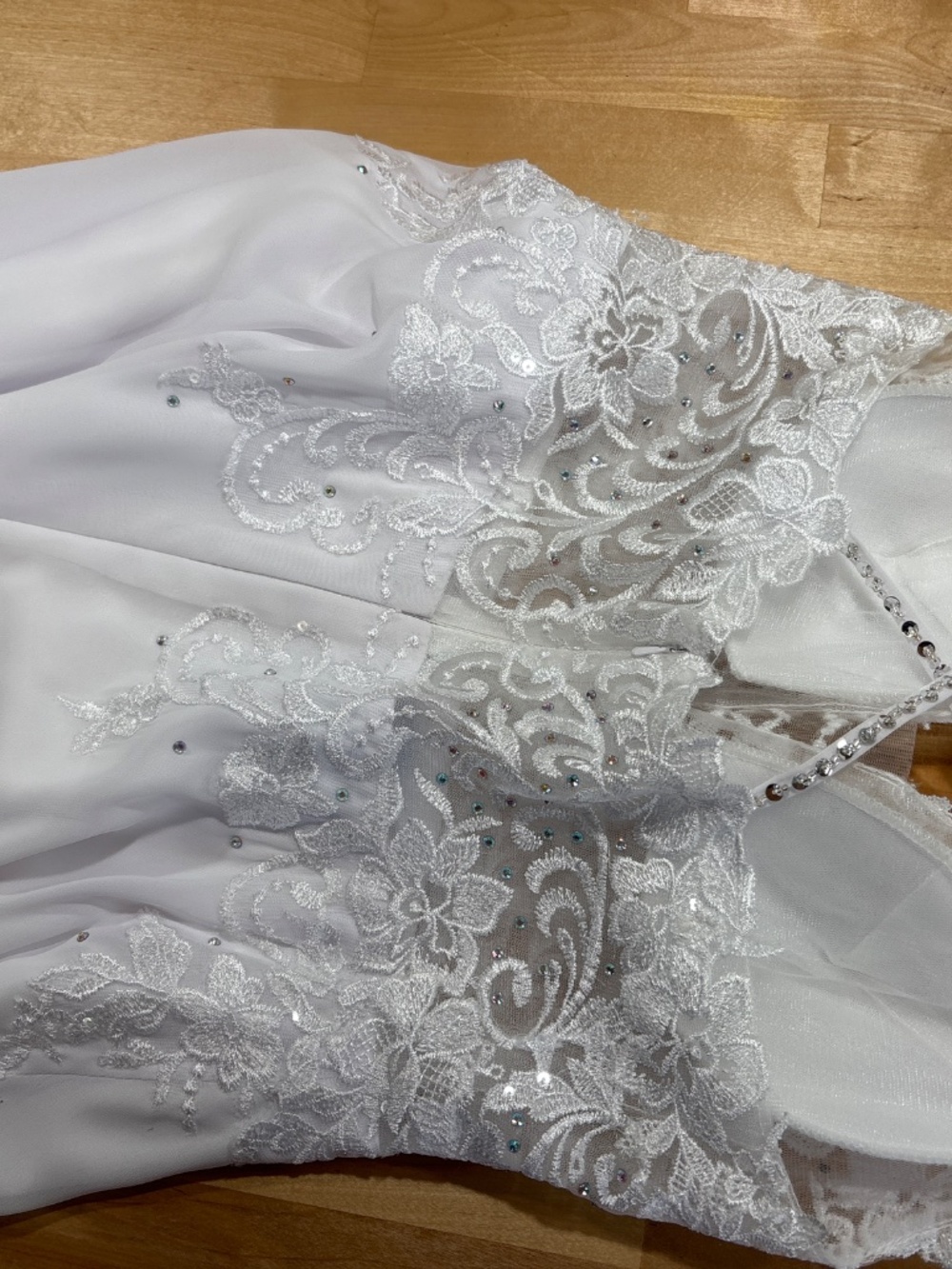 White Dress - Picture 4 of 7